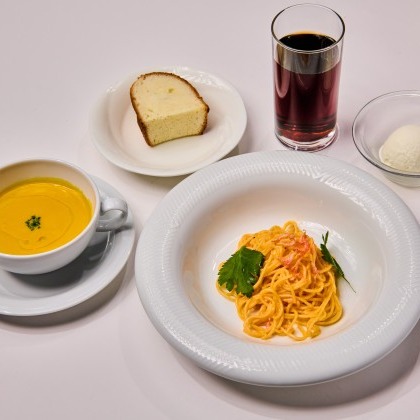 おはようございます
道のイタリアン　｢タヌマンマ｣です。

お子様メニューのご紹介です(*^^*)

・選べるパスタ
(トマトパスタ orクリームパスタ
　　　　　　　　　orオイルパスタ)
・本日のスープ
・パン
・ジェラート
・ドリンク　が付いて 950円(税込)
※12歳未満の方が対象です

苦手な食材やアレルギーなどにも対応可能 お気軽にスタッフまでご相談下さい。

皆様のご来店お待ちしております

𓂃𓂃𓂃𓂃𓂃𓂃𓂃𓂃𓂃𓂃𓂃𓂃𓂃𓂃𓂃

【店舗情報】
︎ 道の駅 どまんなか たぬま　
　　　道のイタリアン　タヌマンマ　
︎ 栃木県佐野市吉水町366-2
︎ 電話番号：0283-61-0078
︎ 営業時間：11:00～16:00
︎ 定休日：水曜日・金曜日
𓂃𓂃𓂃𓂃𓂃𓂃𓂃𓂃𓂃𓂃𓂃𓂃𓂃𓂃𓂃